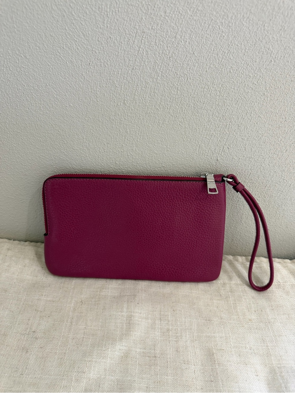 Coach Brown Signature Pink Red Bow Print Zip Wallet Wristlet - Picture 8 of 8
